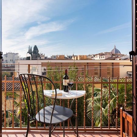 Lovely Apartment With Balcony Floransa Dış mekan fotoğraf