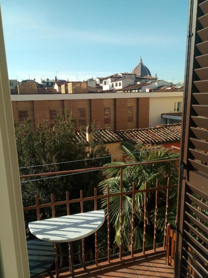 Lovely Apartment With Balcony Floransa Dış mekan fotoğraf